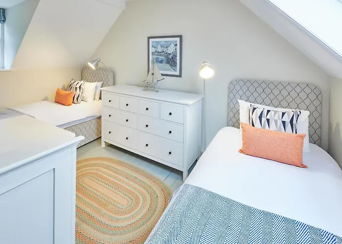 Host & - 1 Coastguard