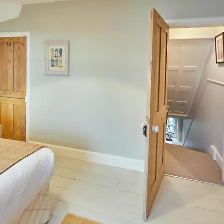 Nyaraló Host & - 1 Coastguard Scarborough