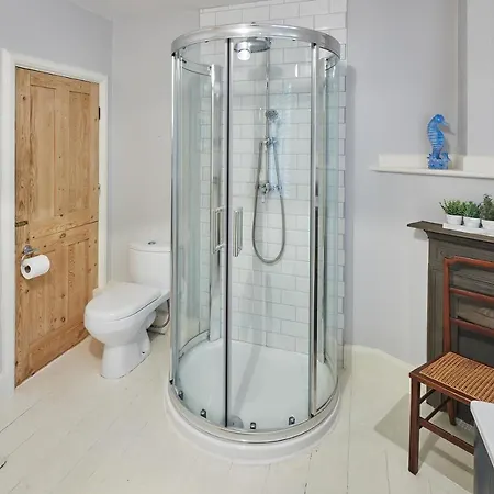 Host & - 1 Coastguard Scarborough