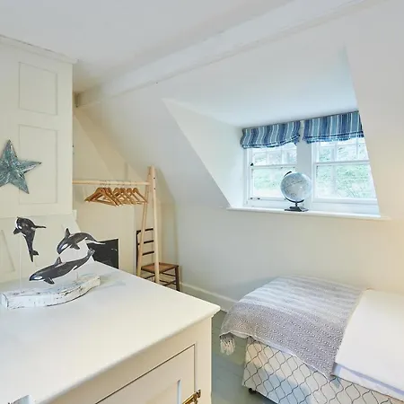 Host & - 1 Coastguard